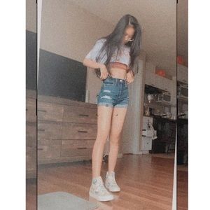 Meet your Posher, Redjane